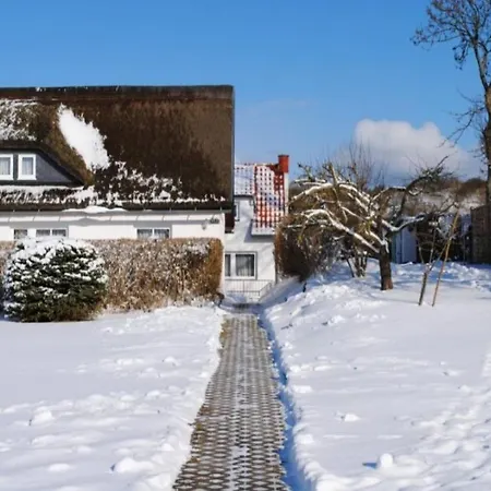Albrecht 公寓 *
